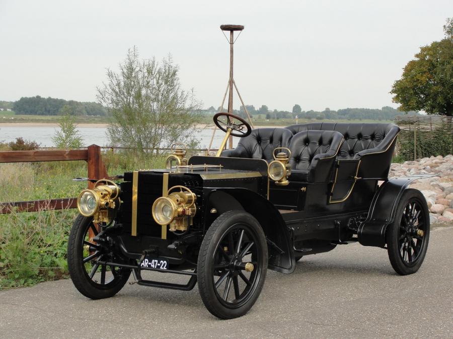  Delaugere & Clayette 24 HP Side-Entrance Tonneau 1904 года  (фото 1 из 5)